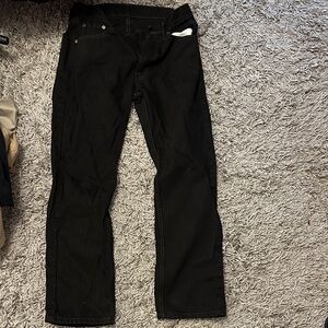 Levi's Women's Classic Black Straight Leg Jeans